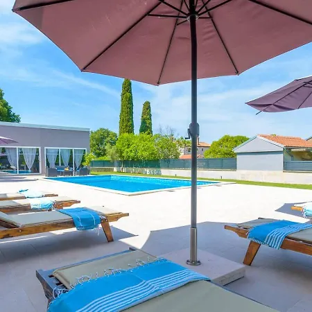 Charming Marta Apartman